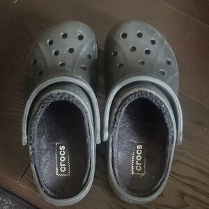 CROCS fleece lined